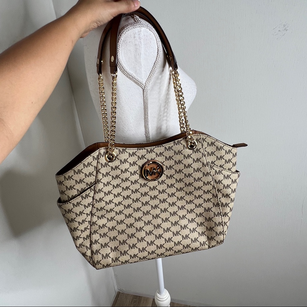 Michael Kors Jet Set Chain Shoulder Bag Tote